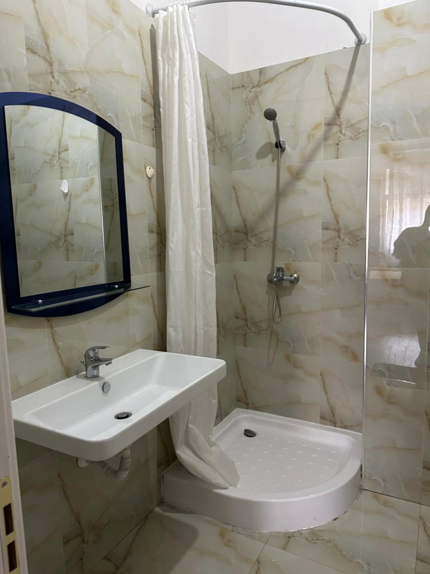 Ambassador Tirana Apartment Dış mekan fotoğraf